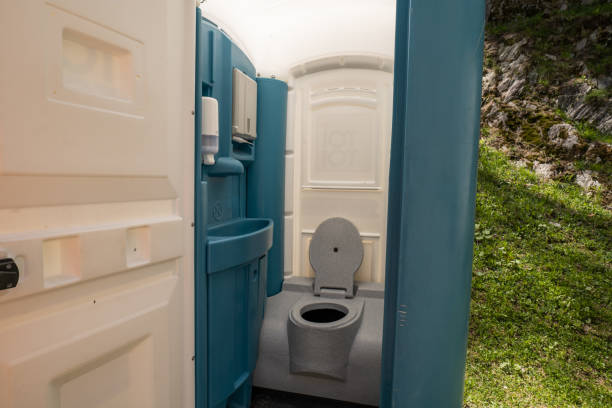 Best Construction site porta potty rental  in Rushville, IN