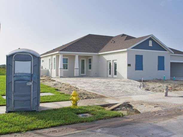 Best Porta potty delivery and setup  in Rushville, IN